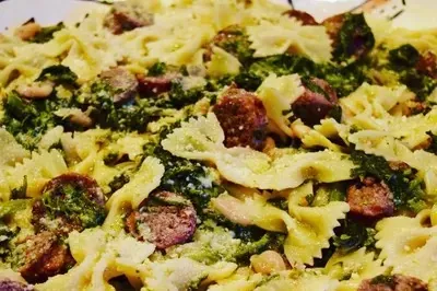 FARFALLE WITH HOT ITALIAN SAUSAGE, RABE & CANNELLINI
