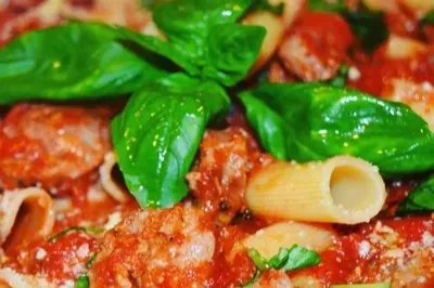 HOT ITALIAN SAUSAGE & RIGATONI IN SAN MARZANO SAUCE