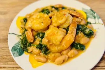 Jumbo Shrimp with Baby Spinach & White Beans