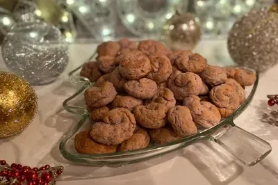 Red Wine Biscuits